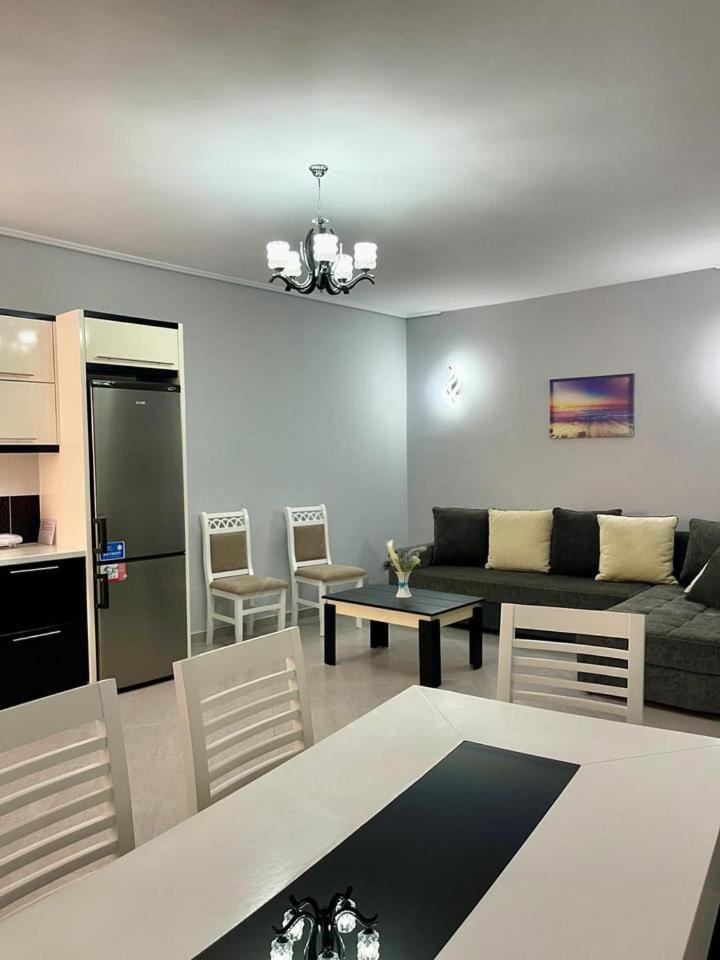 Imperial Apartments Ксаміл Екстер'єр фото